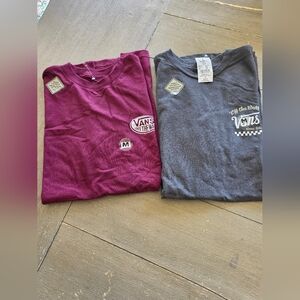 2 Vans Tshirts M